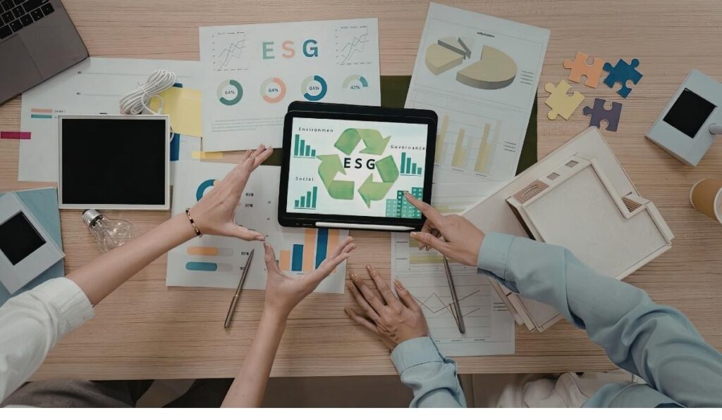 Social Media to Stay Visible Between Projects