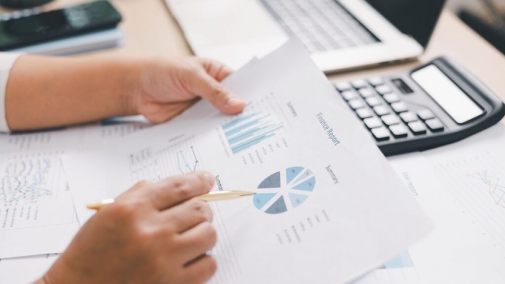 How Is DR Calculated